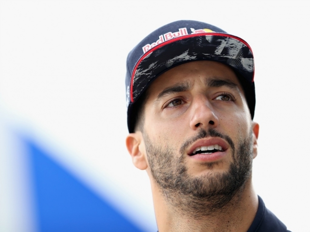 Ricciardo: 'The weekend has turned to crap' | PlanetF1 : PlanetF1