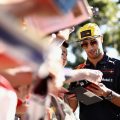 Hill to Ricciardo: Don’t be left ‘high and dry’