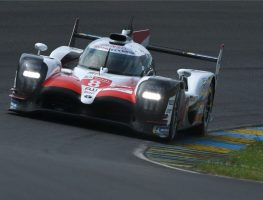 Alonso tops morning session at Le Mans test
