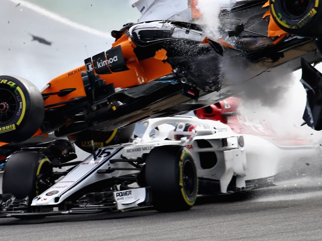 Red Bull drivers at odds over Halo