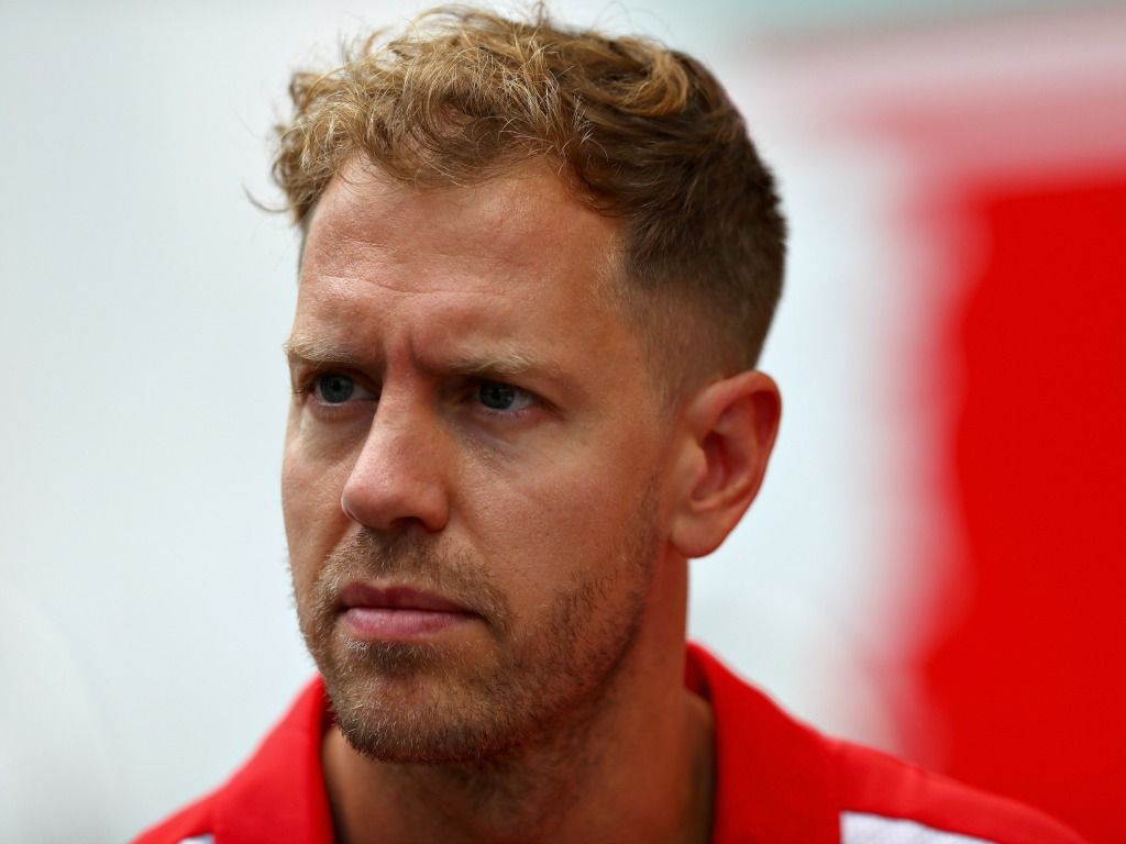 JV: Vettel's book on 'how to lose a championship'