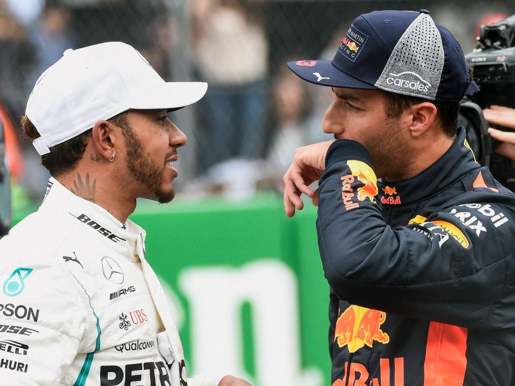 Daniel Ricciardo: Praises Lewis Hamilton