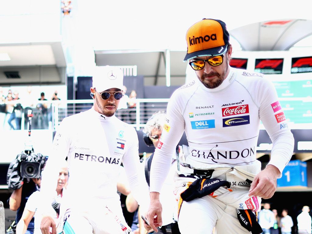 Fernando Alonso hits out at hypocritical Lewis Hamilton