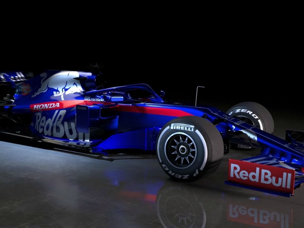 Toro Rosso officially unveil the STR14 | PlanetF1