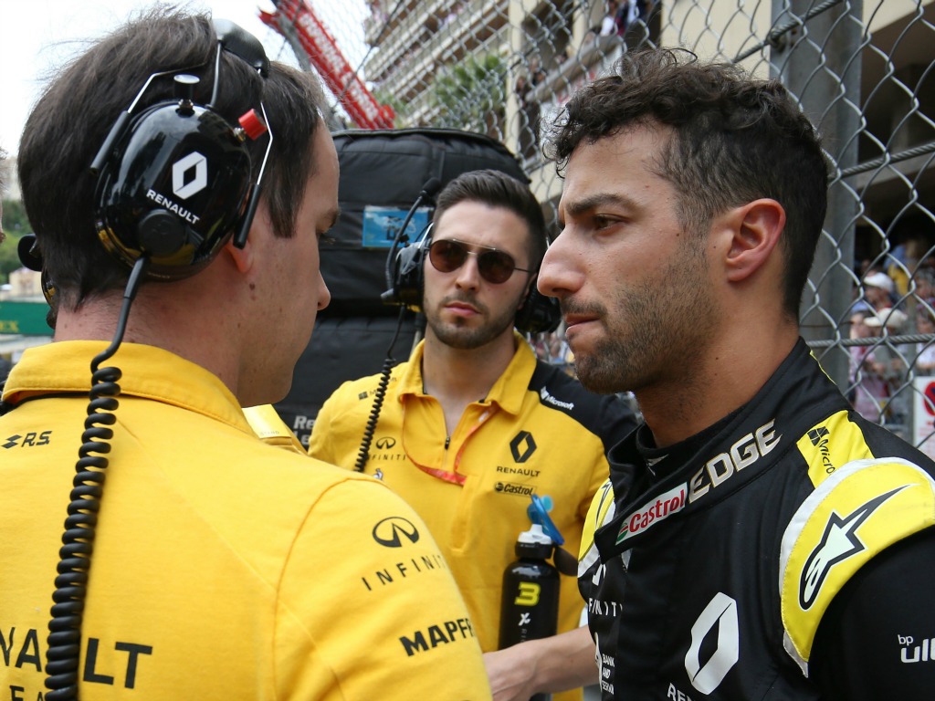 Daniel Ricciardo: More Renault frustration