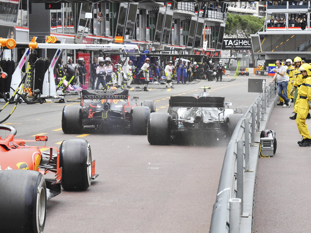 Verstappen deserved 20s or a drive-through