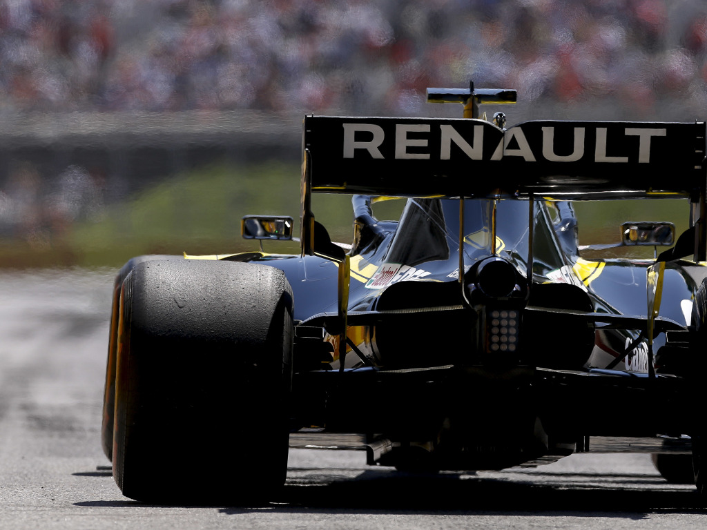 Daniel-Ricciardo-Renault-PA