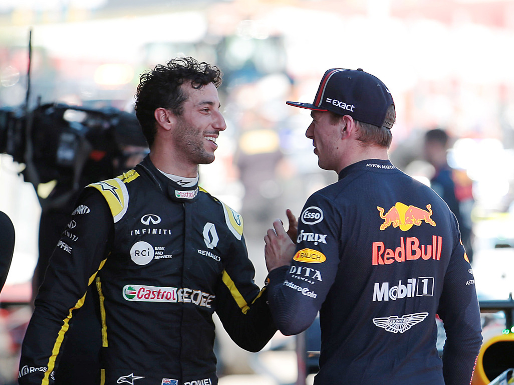 Daniel-Ricciardo-and-Max-Verstappen-friendly-PA