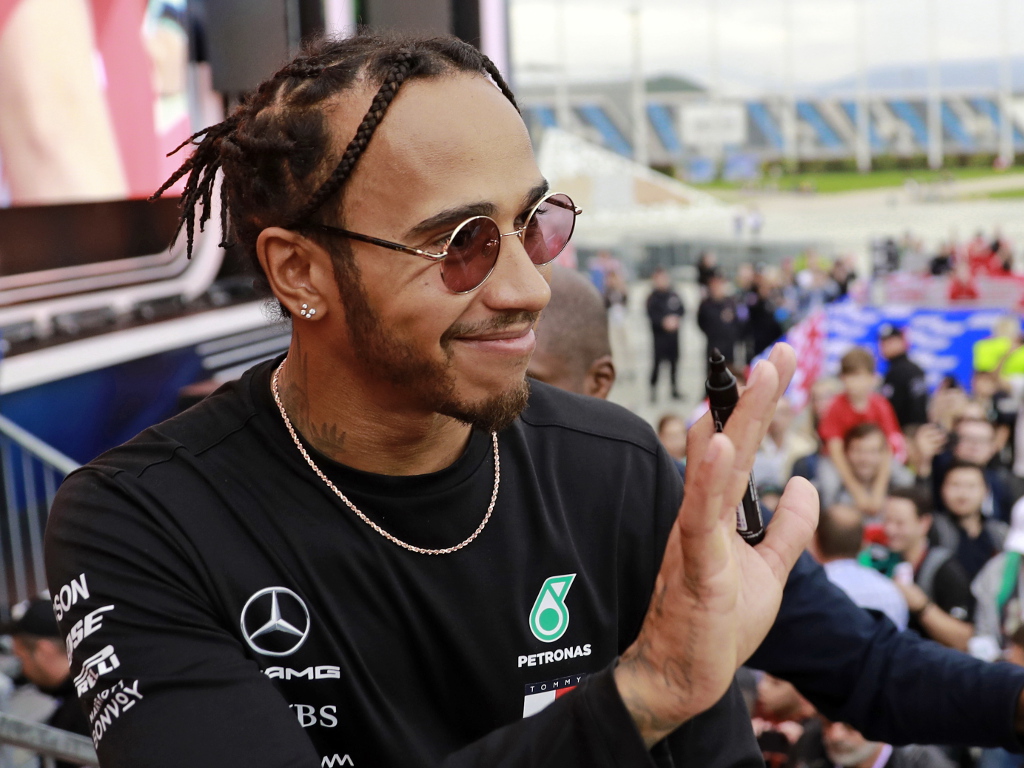 First leaked footage of Lewis Hamilton-Valentino Rossi swap emerges ...