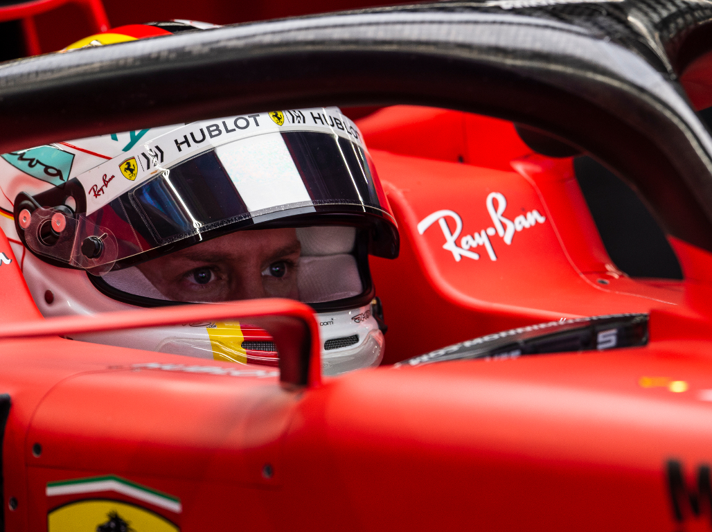 'Mercedes is at ease, Ferrari having to stretch'