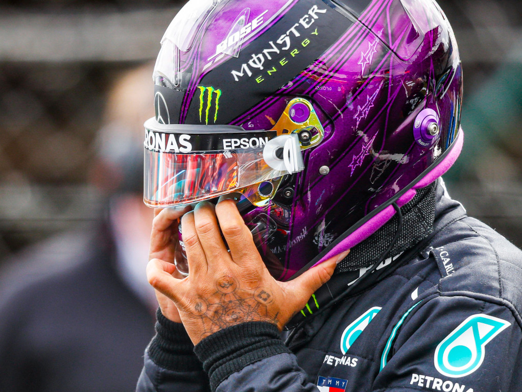 32+ Lewis Hamilton New Helmet 2020 Background