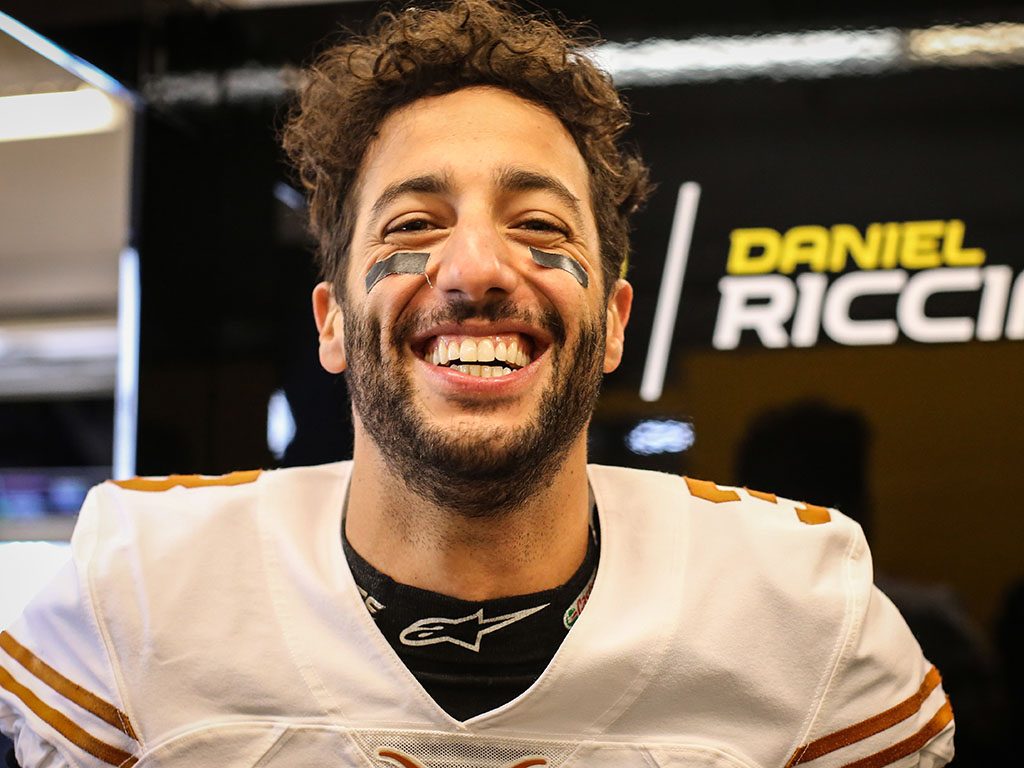 Daniel Ricciardo puts himself on NBA radar? | PlanetF1 : PlanetF1