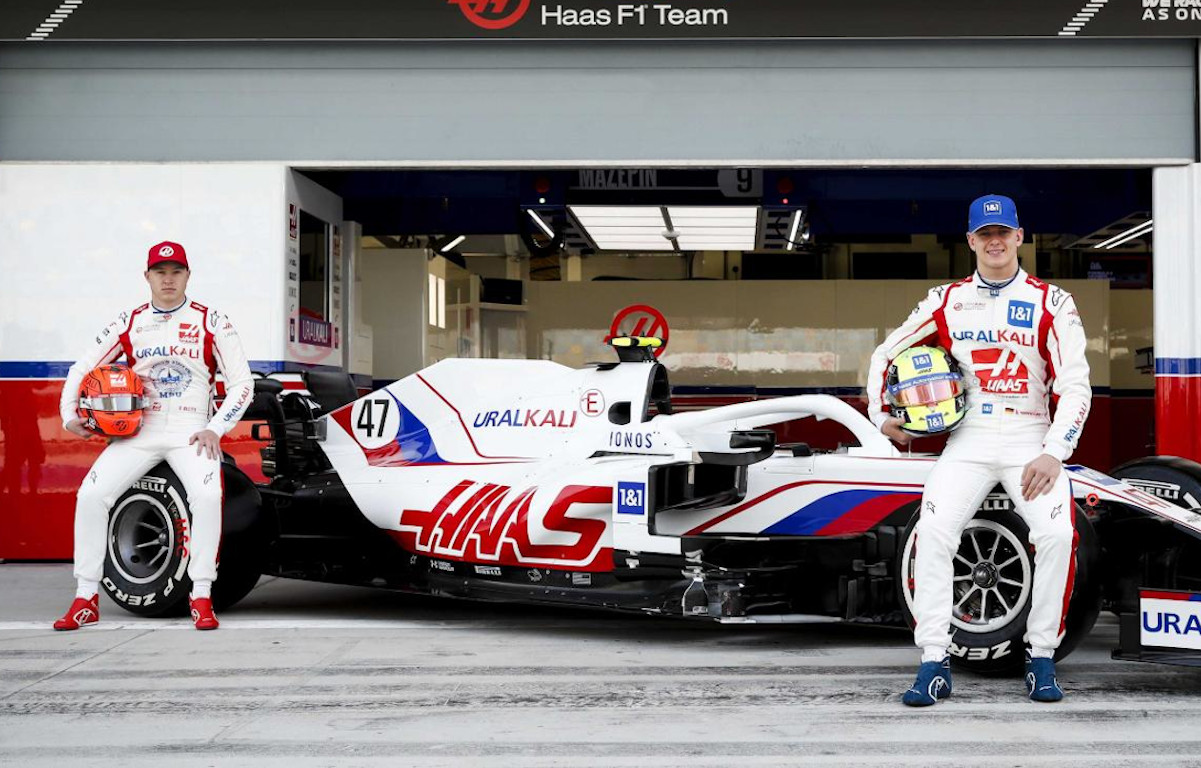 Haas launch VF21