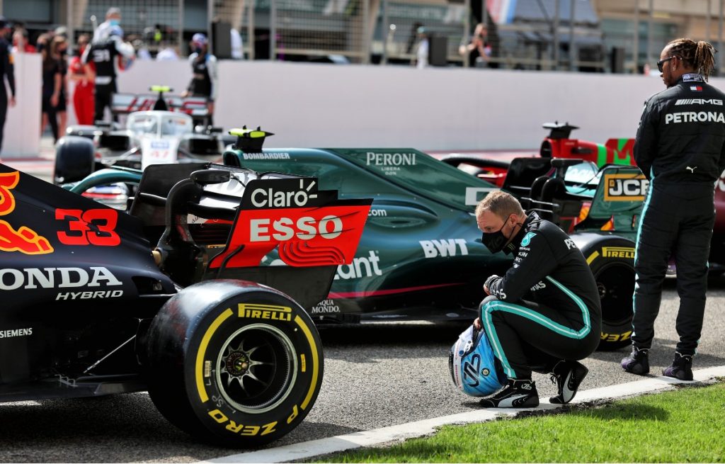 Valtteri Bottas looks at the Red Bull