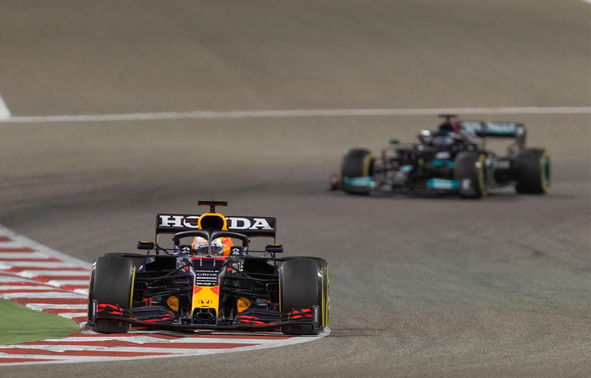 Max Verstappen, Lewis Hamilton, Mercedes, Red Bull Bahrain PA