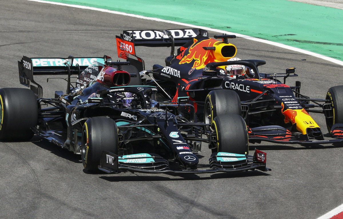 Lewis Hamilton fights Max Verstappen