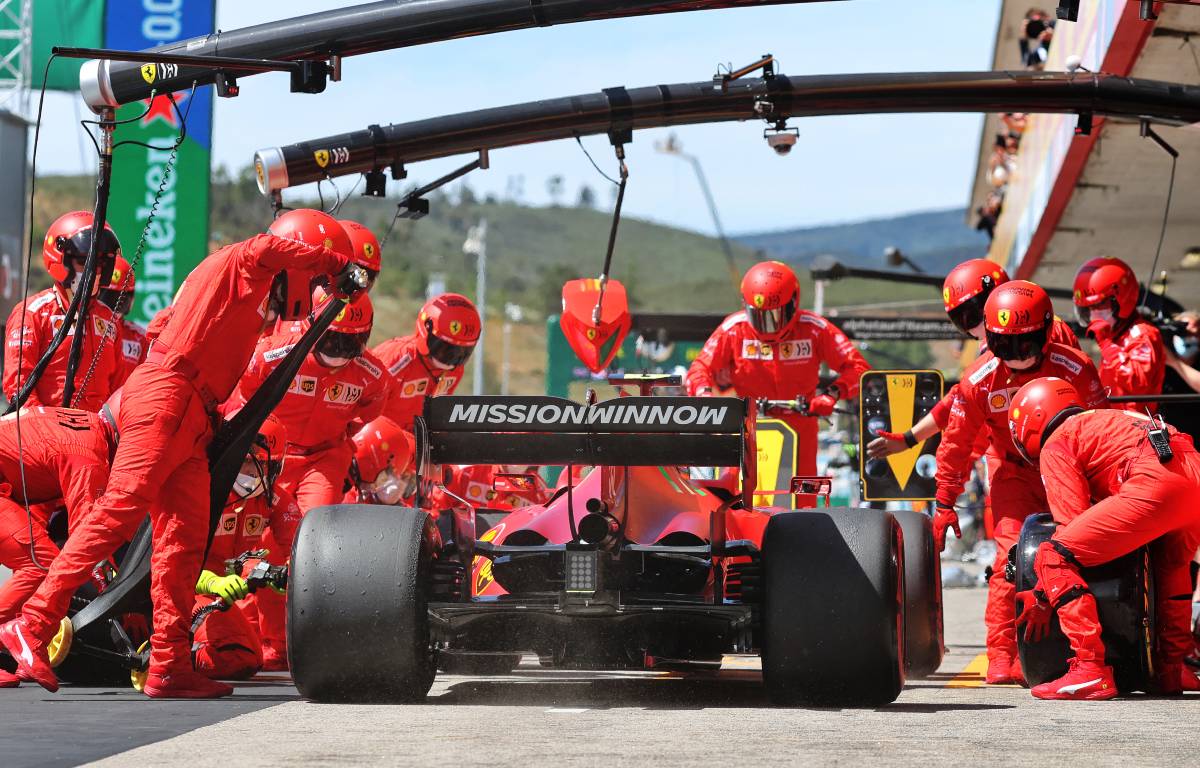 Carlos Sainz pit-stop at the 2021 Portuguese Grand Prix