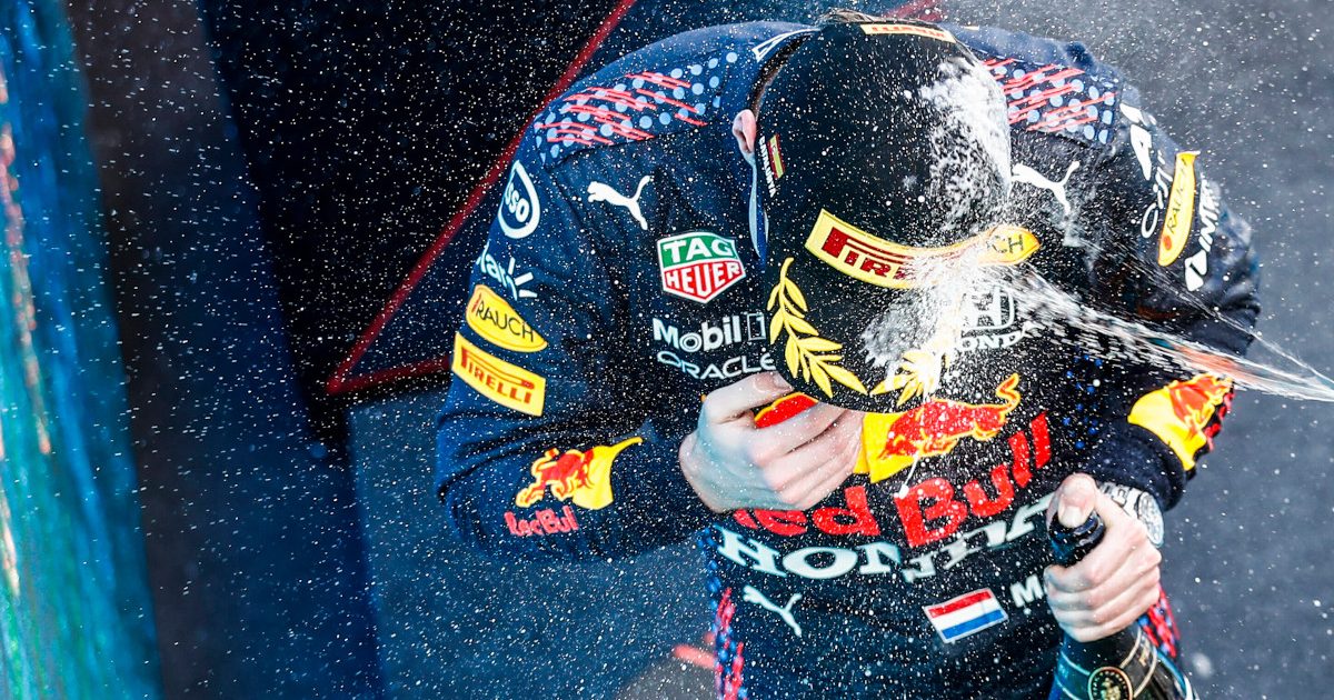 Max Verstappen champagne