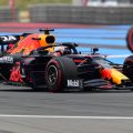 Qualy: Verstappen takes superb pole in France