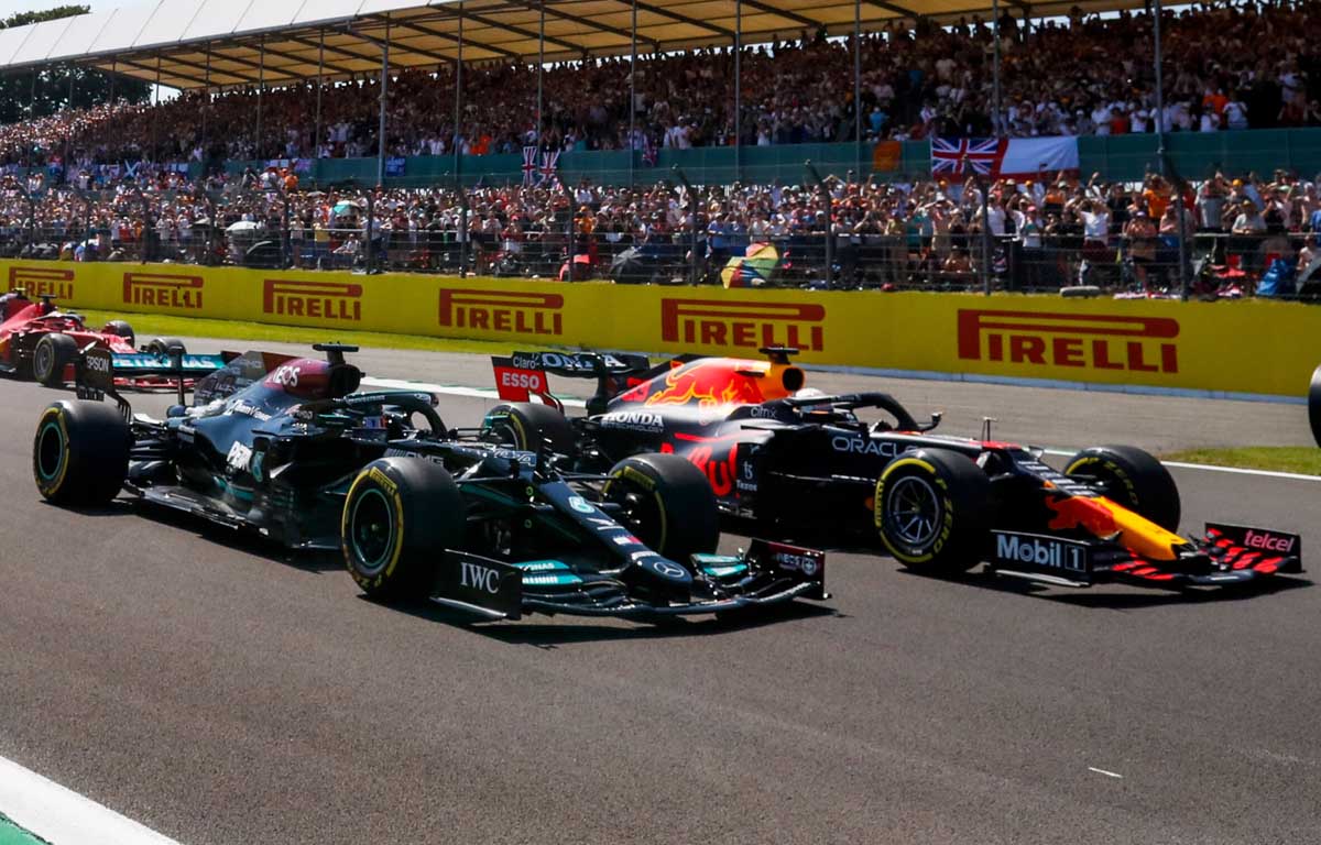 Lewis Hamilton Max Verstappen Mercedes Red Bull