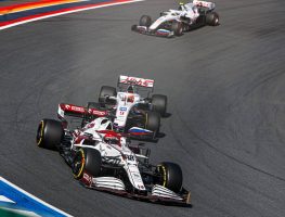 Kubica ends 11-year wait for a battle in Formula 1