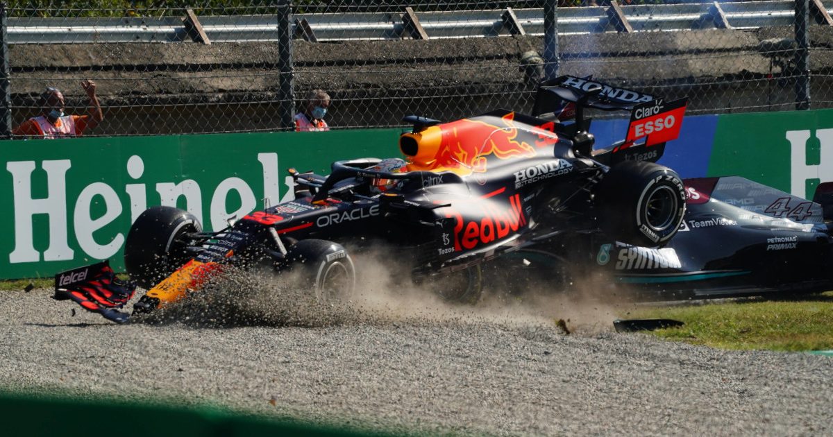 Max Verstappen和Lewis Hamilton撞车了。2021年9月意大利。