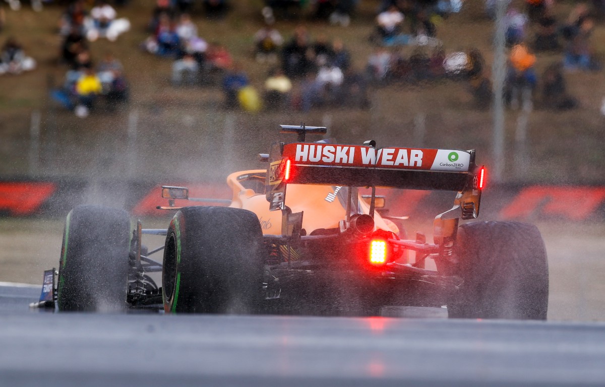 Daniel Ricciardo, una vista desde atrás de McLaren.  Turquía, octubre de 2021.