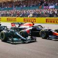 Lewis Hamilton和Max Verstappen即将在修道院崩溃。Silverstone 7月2021年。