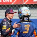 Max Verstappen和Daniel Ricciardo互相祝贺。意大利2021年9月
