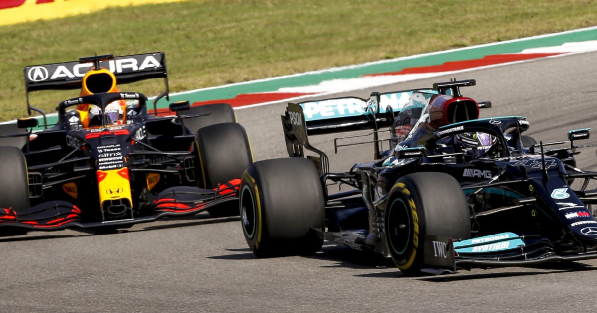 Lewis Hamilton leads Max Verstappen. Austin October 2021