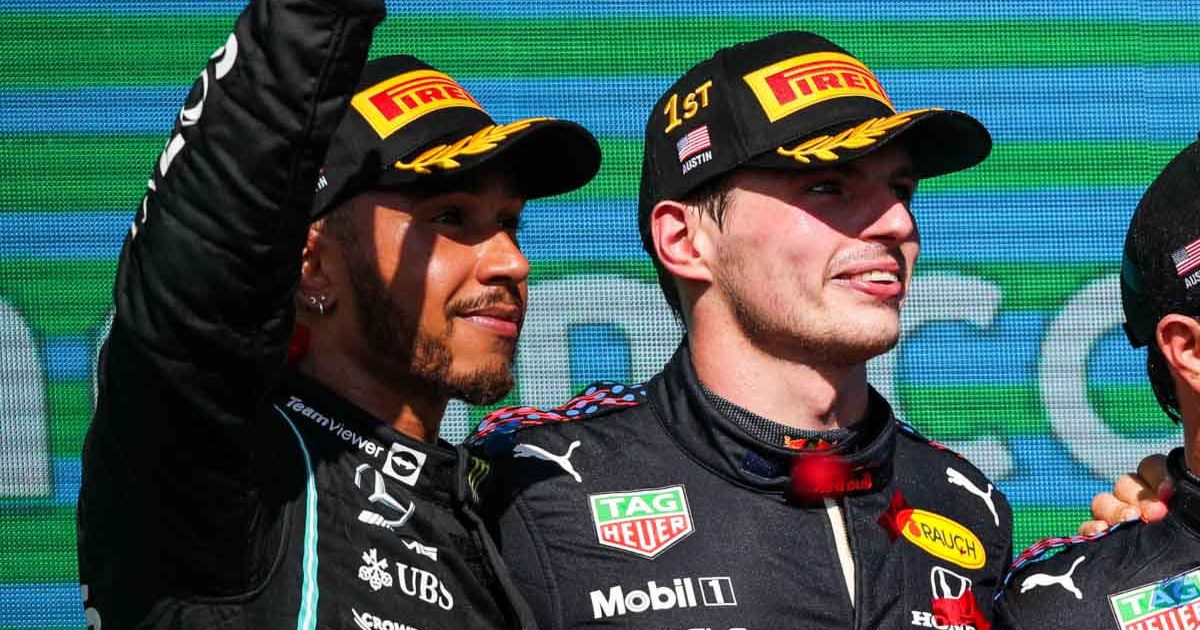 Lewis Hamilton和Max Verstappen。Usgp Podium 10月2021年。
