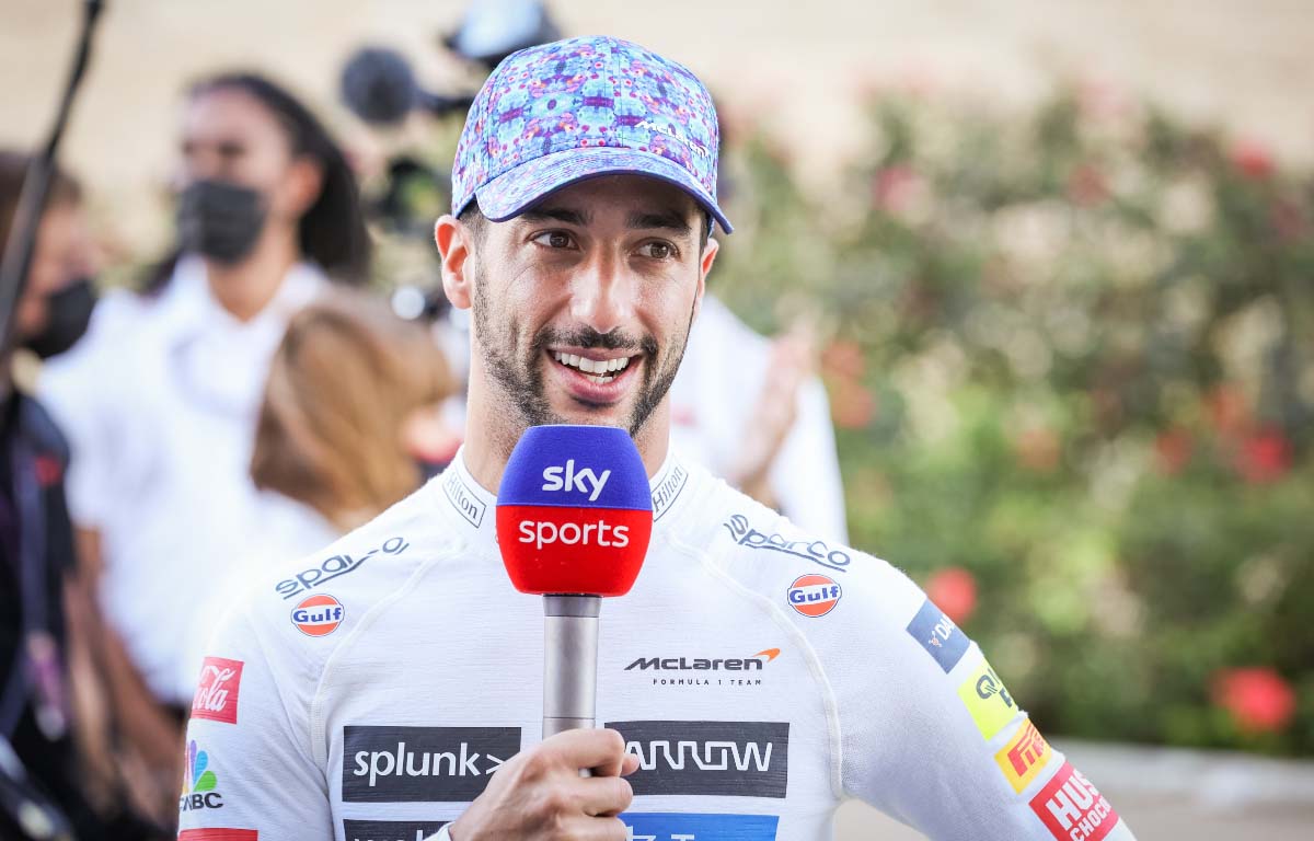 Daniel Ricciardo entrevistado en Sky Sports.  Austin, octubre de 2021.