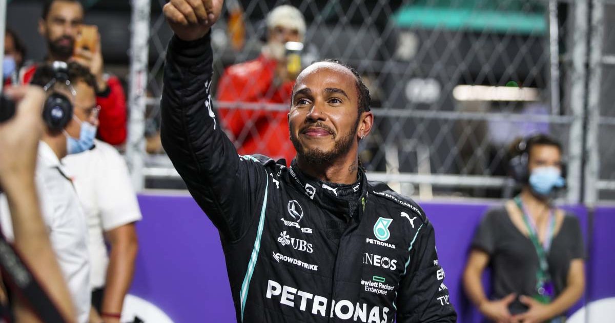 Lewis Hamilton gives a thumbs up. Saudi Arabia December 2021.