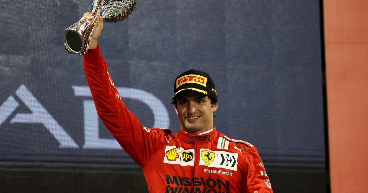 Carlos Sainz, Ferrari, celebrates P3 in Abu Dhabi. December 2021.