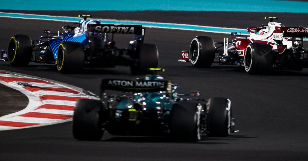 Sebastian Vettel chasing Latifi and Giovinazzi. Abu Dhabi December 2021
