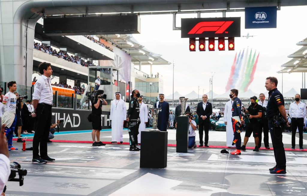 Toto Wolff and Christian Horner face off before the Abu Dhabi GP. Yas Marina December 2021.