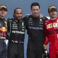 刘易斯·汉密尔顿，马克斯·韦斯塔彭和卡洛斯·塞恩斯在俄罗斯大奖赛领奖台上。索契2021年9月。