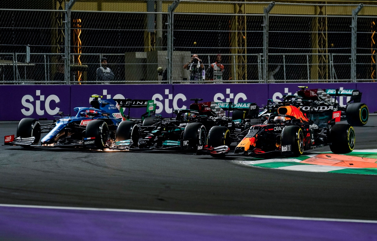 Esteban Ocon, Lewis Hamilton and Max Verstappen side by side. Saudi Arabia December 2021