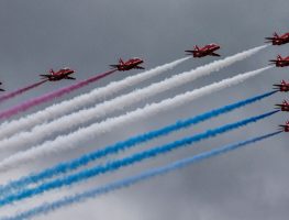 Red Arrows to fly past Silverstone, escape new F1 ban