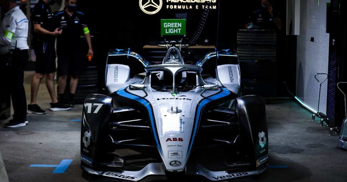 尼克·德·弗里斯的梅赛德斯电动方程式赛车。利雅得，2022年1月。