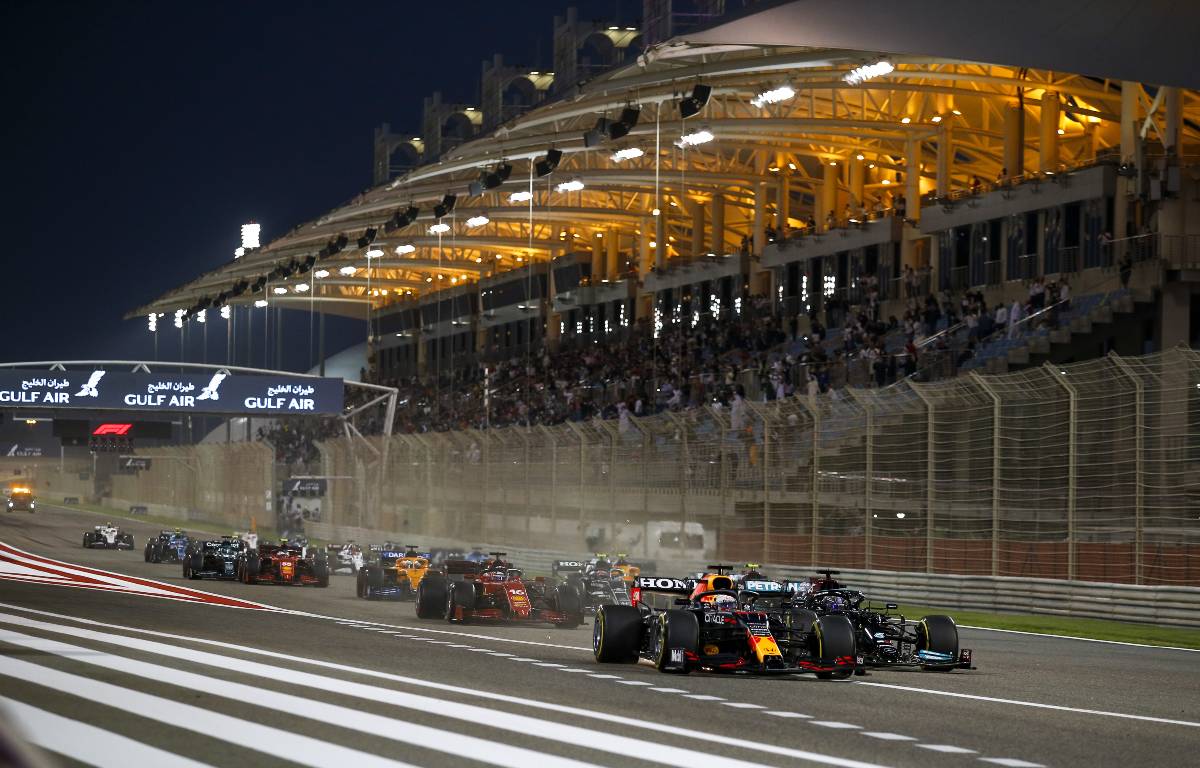 Max Verstappen在巴林GP的开始时带头。Sakhir 3月2021年3月。