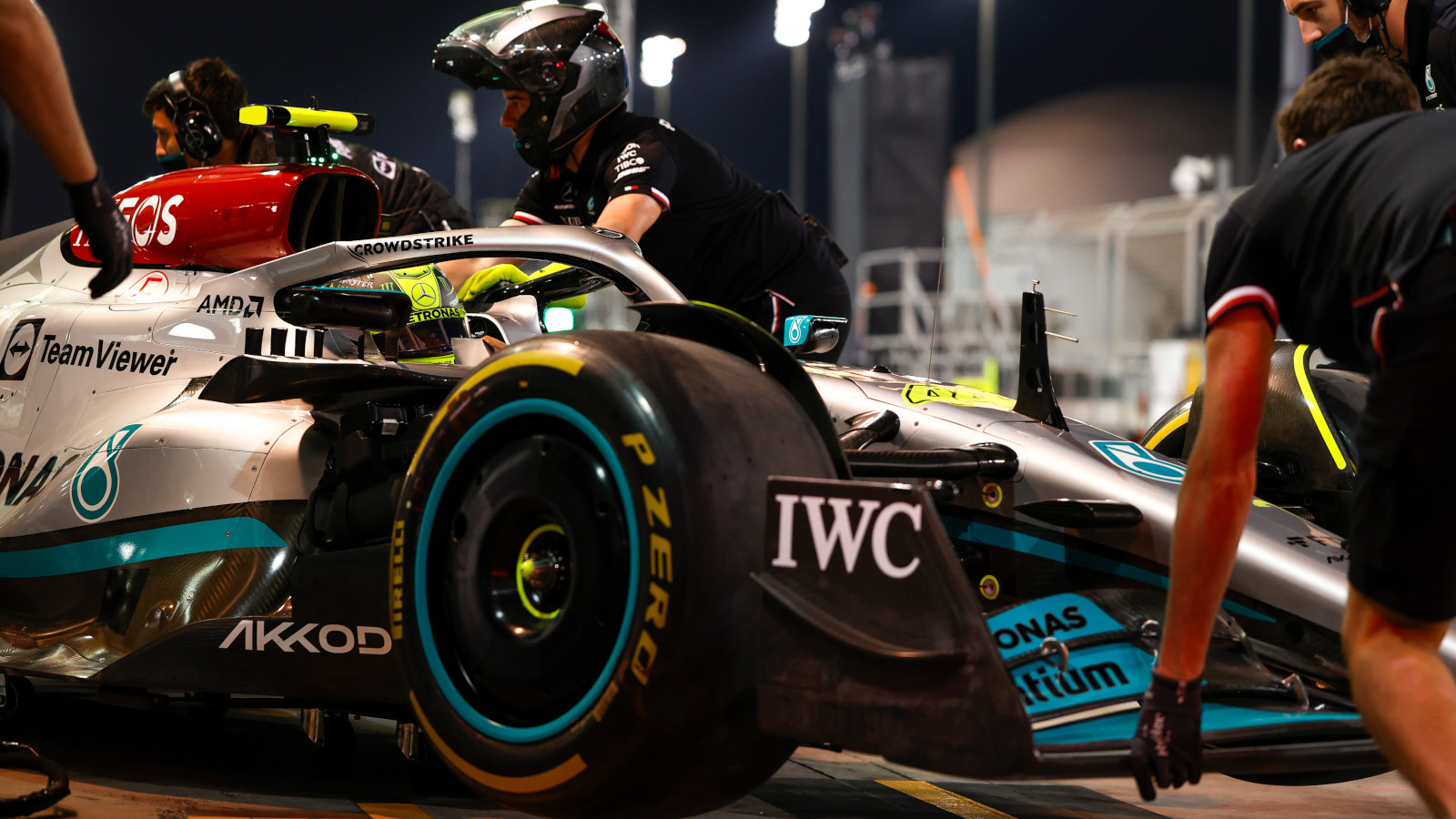 Lewis Hamilton back in the pits. Bahrain March 2022
