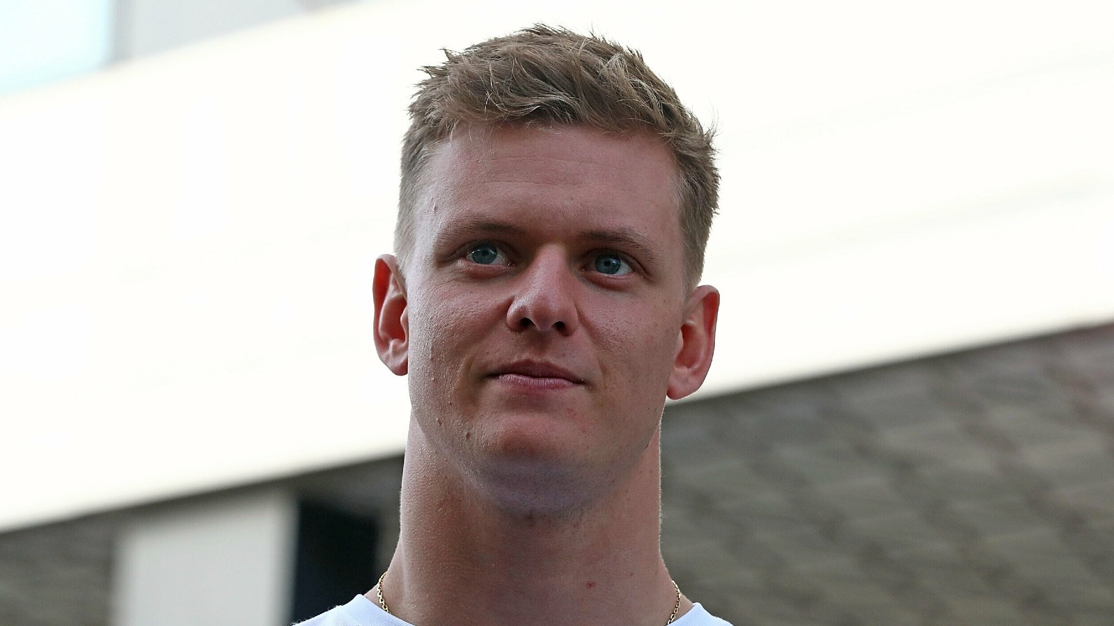 Mick Schumacher looks into the distance. Saudi Arabia, March 2022.