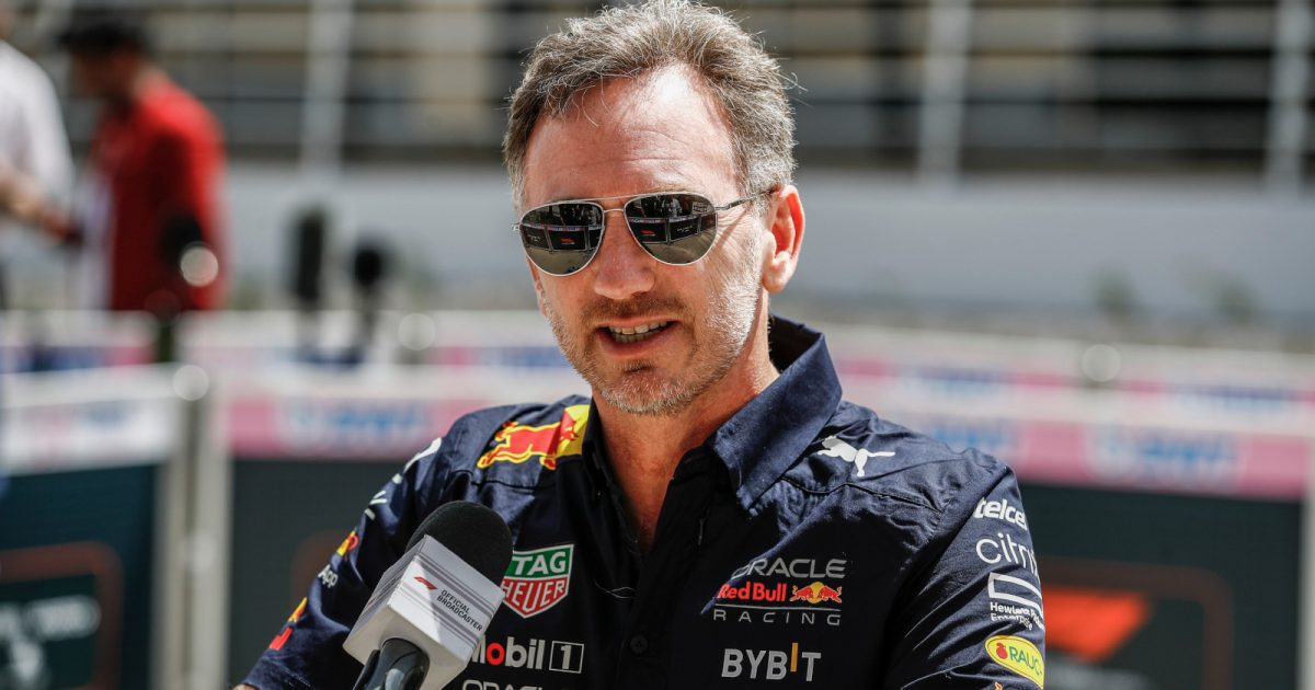 Christian Horner conducts an interview. Bahrain March 2022