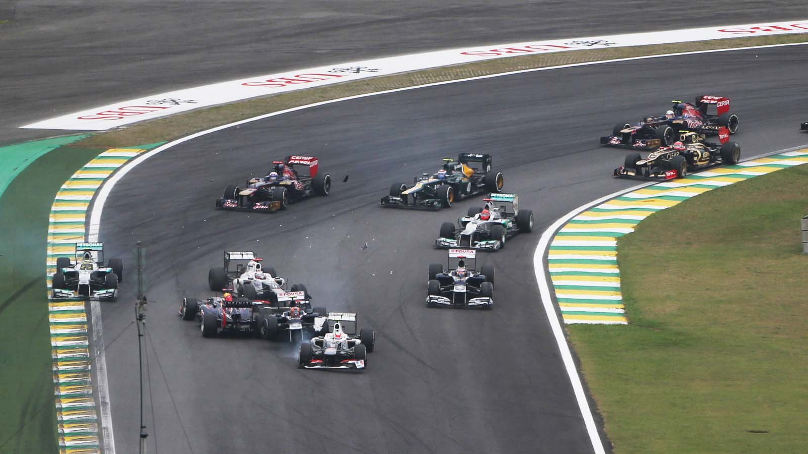 Drivers make their way through. F1 quiz Interlagos November 2012.