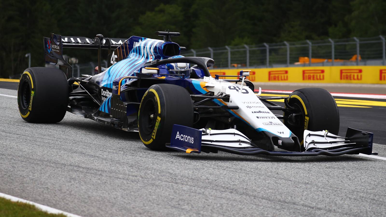 Roy Nissany drives the Williams in practice. Austria, July 2021.