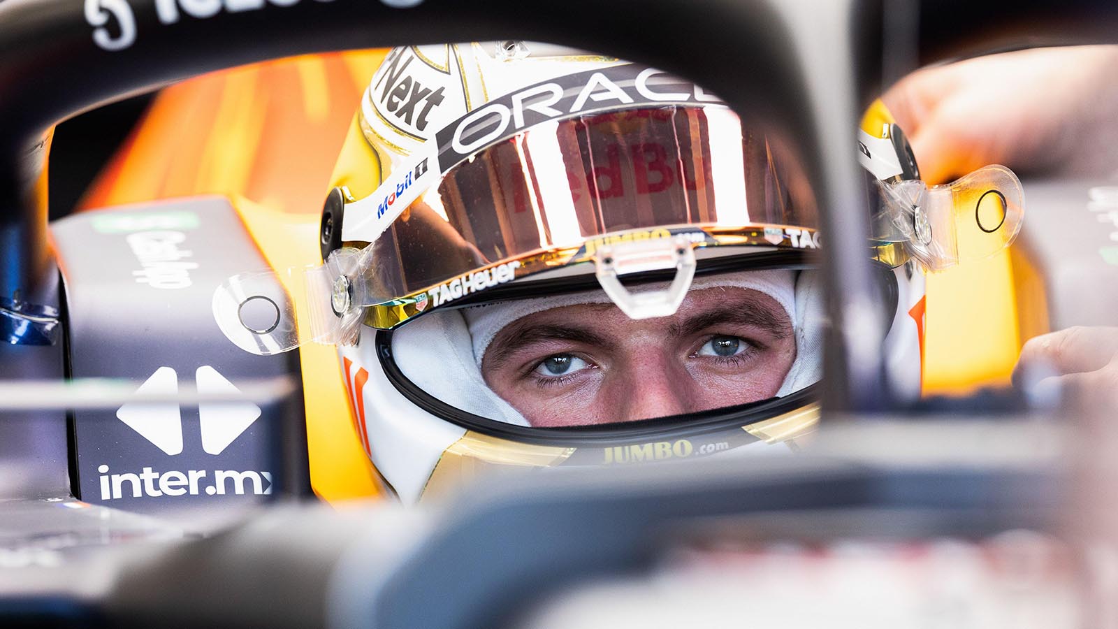 Max Verstappen preparing to race ahead of the 2022 Australian Grand Prix. Melbourne 2022