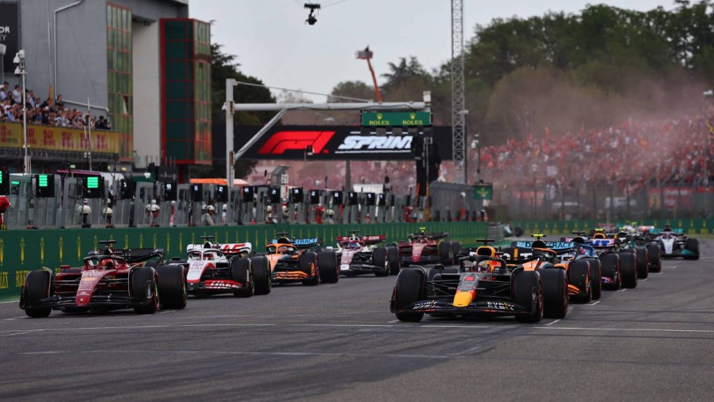 Cars line up for the sprint at the Emilia Romagna GP. Imola April 2022.