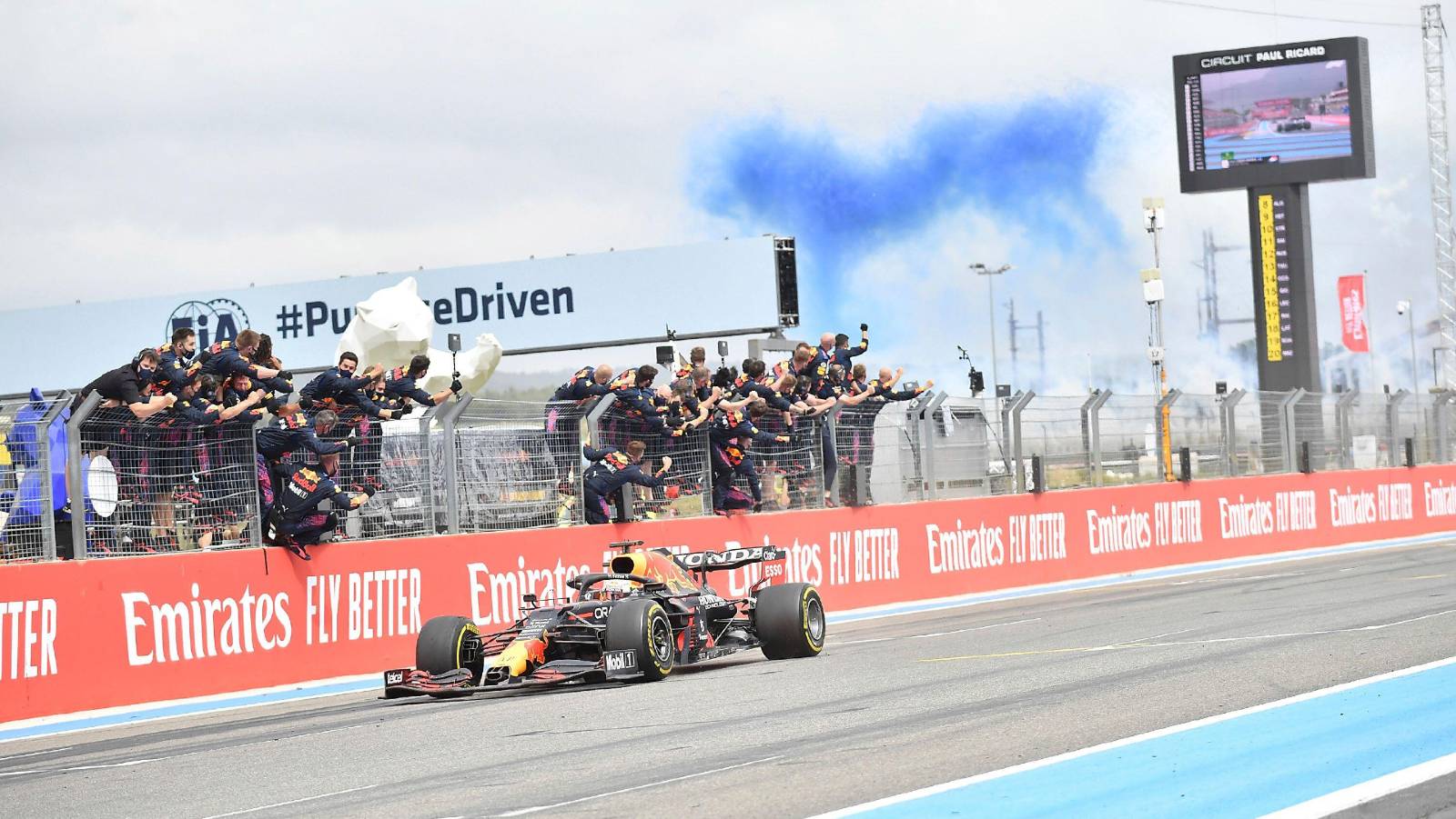 Red Bull mechanics celebrate Max Verstappen's French GP victory. Paul Ricard June 2021.