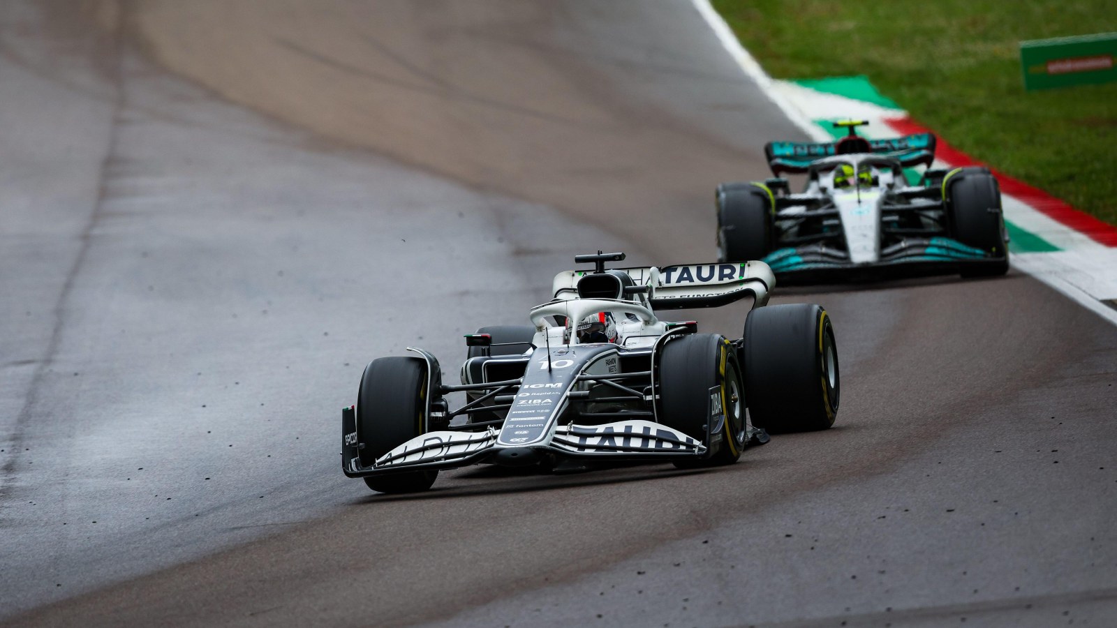 Lewis Hamilton behind Pierre Gasly. Imola, April 2022.